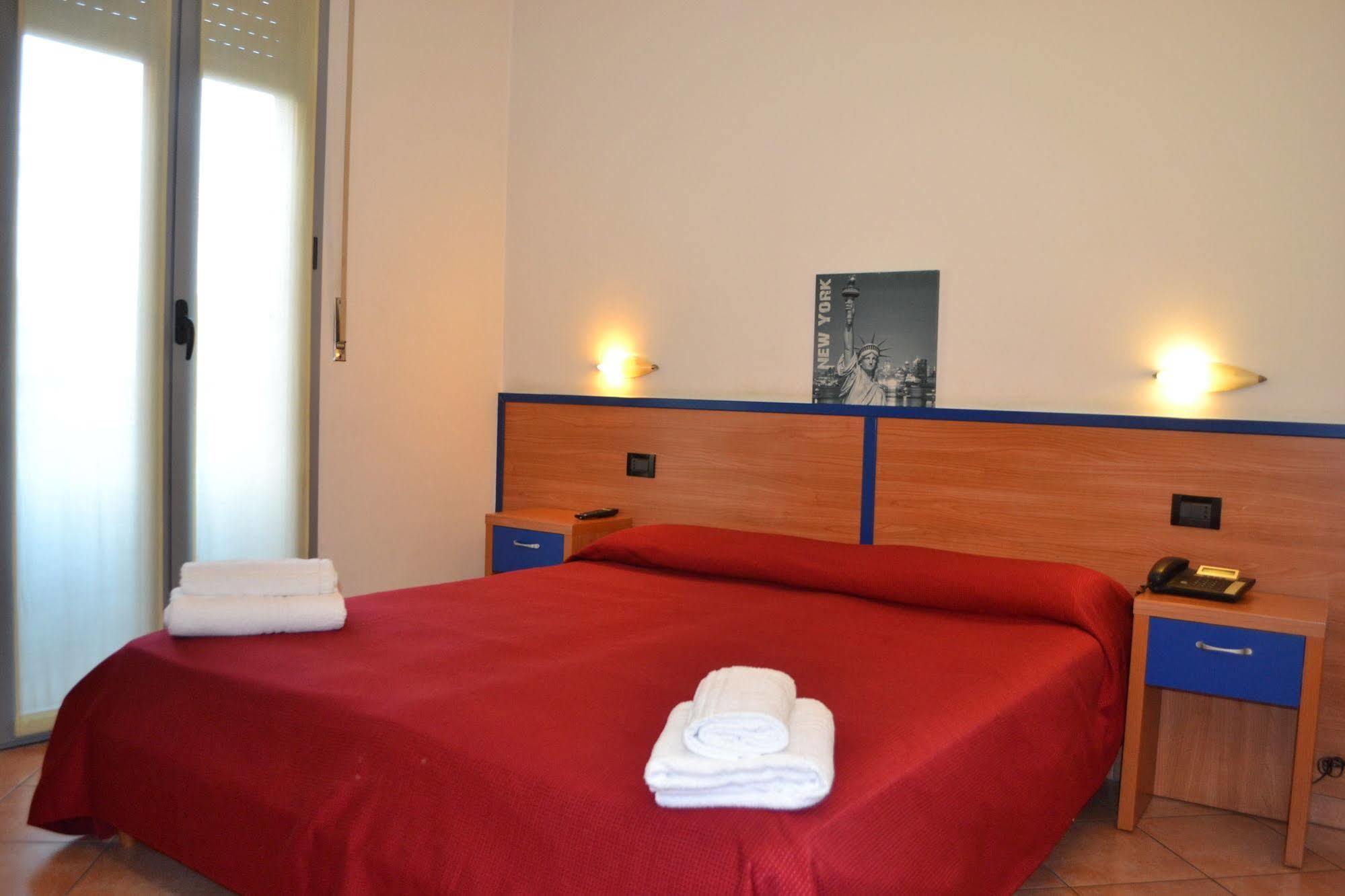 Hotel Iride Milaan Buitenkant foto